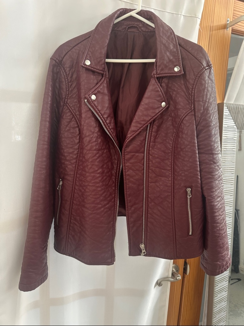 Vintage Women’s Quilted Faux Leather Moto Jacket - Burgundy